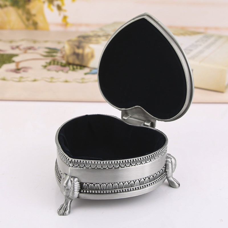 Creative European Retro Jewelry Storage Heart-shaped Rose Jewelry Box