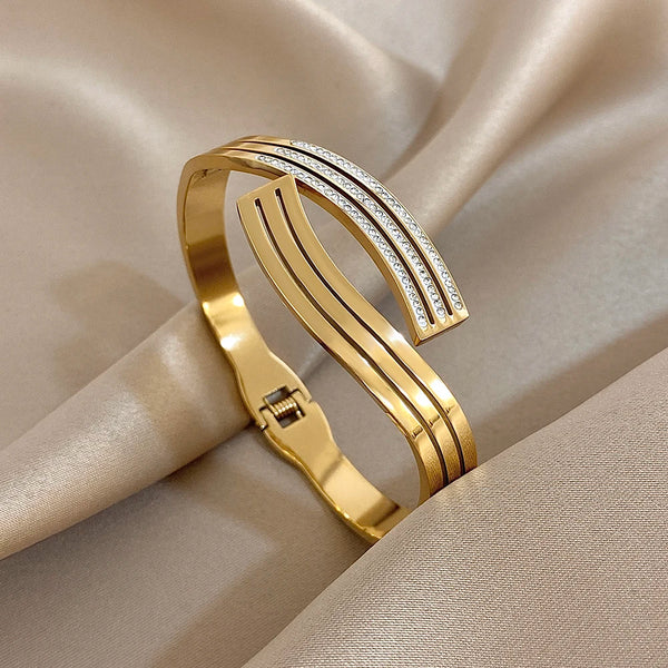 Stainless Steel Cuff Bracelet Rhinestone Gold Color Bangle Bracelets Waterproof.